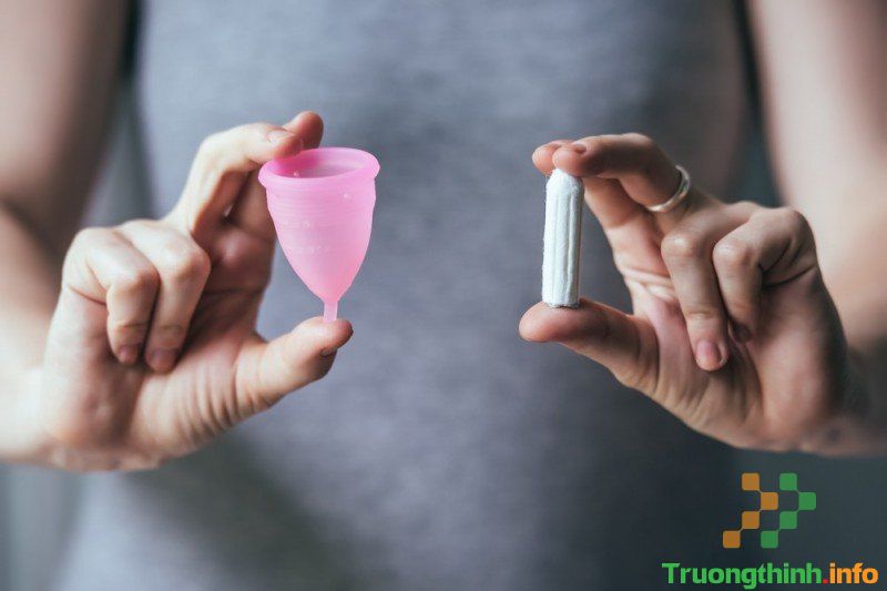                       Dùng cốc nguyệt san có bị rộng không? Có ảnh hưởng đến cô bé không?