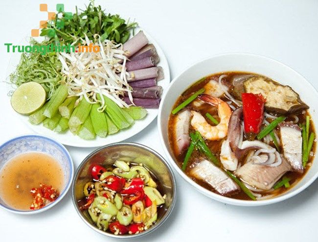 Cách làm bún mắm ngon chuẩn vị miền Tây ăn xong nhớ mãi