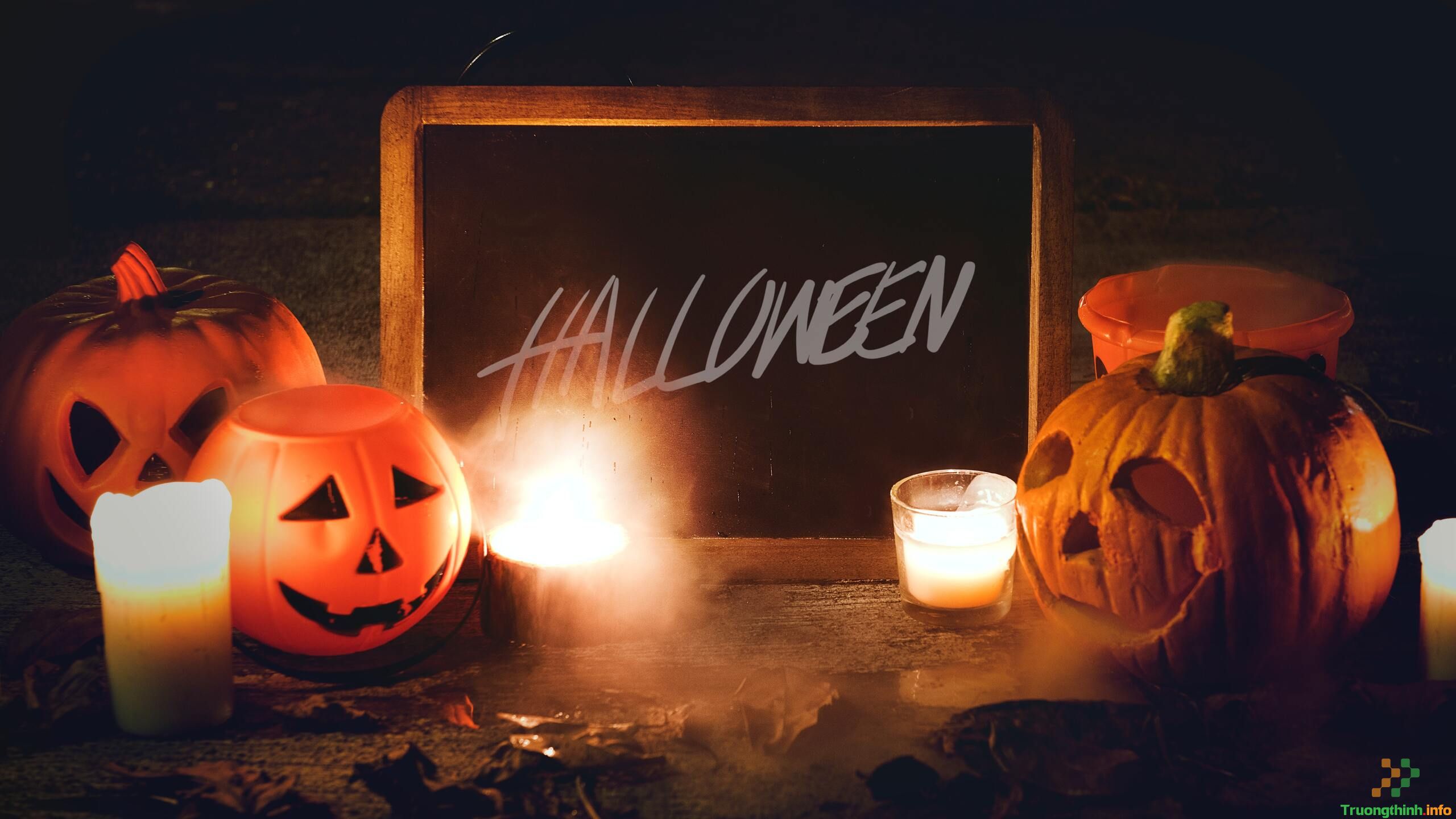                       Các mẫu background Halloween đẹp nhất