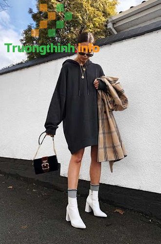                       Áo hoodie là gì? Cách phối đồ với áo hoodie nam, nữ