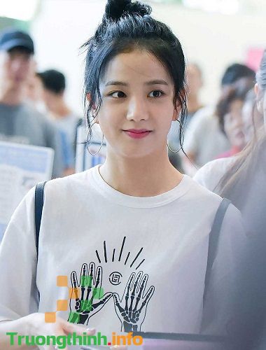                       Hình ảnh của Jisoo Blackpink bị dìm, cute, ngầu đẹp nhất