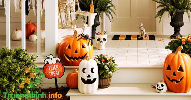                       Cách trang trí Halloween cho lớp học đơn giản mà độc đáo