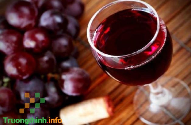                       Cách ngâm rượu nho với đường, không đường (với rượu trắng) ngon
