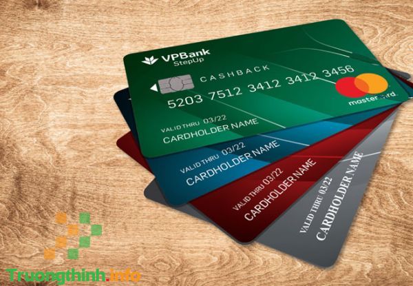                       Thẻ ghi nợ quốc tế Visa debit là gì? Có rút tiền được không?