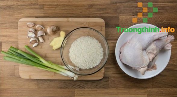                           Cách làm cơm gà Hải Nam ngon, đơn giản bằng nồi cơm điện