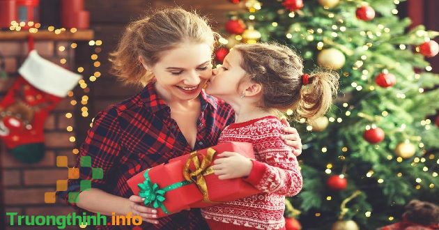                           Lời chúc Giáng Sinh cho các bé hay, lời chúc Noel cho trẻ em ý nghĩa