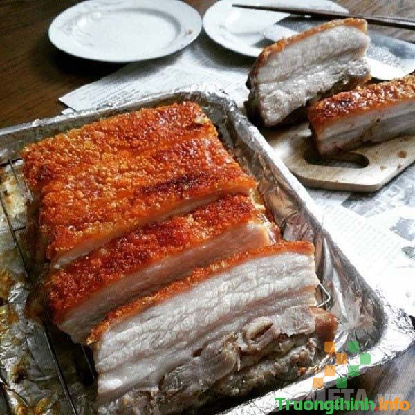 Cách làm thịt heo quay giòn bì bằng chảo cực ngon