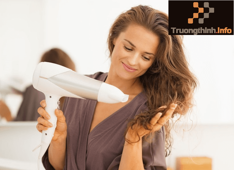 Gội đầu mùa đông thế nào vừa sạch, vừa không hại tóc và sức khỏe?