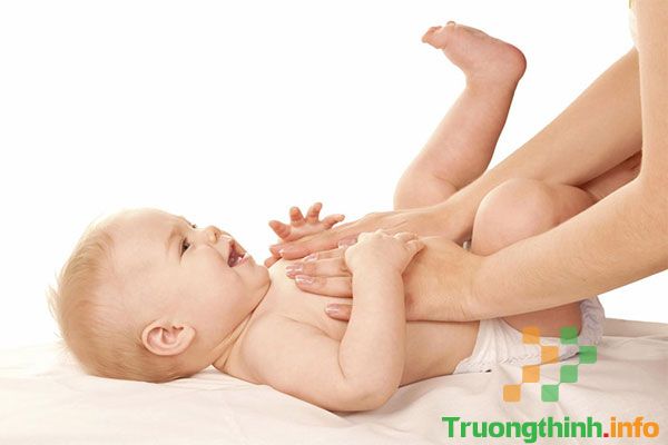                           Cách mát-xa cho trẻ sơ sinh giúp bé ngủ ngon, tiêu hóa tốt