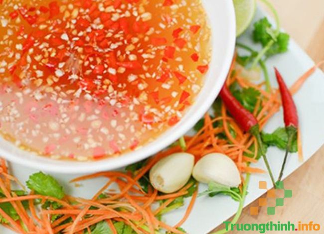 Cách pha nước chấm bún chả ngon chuẩn vị