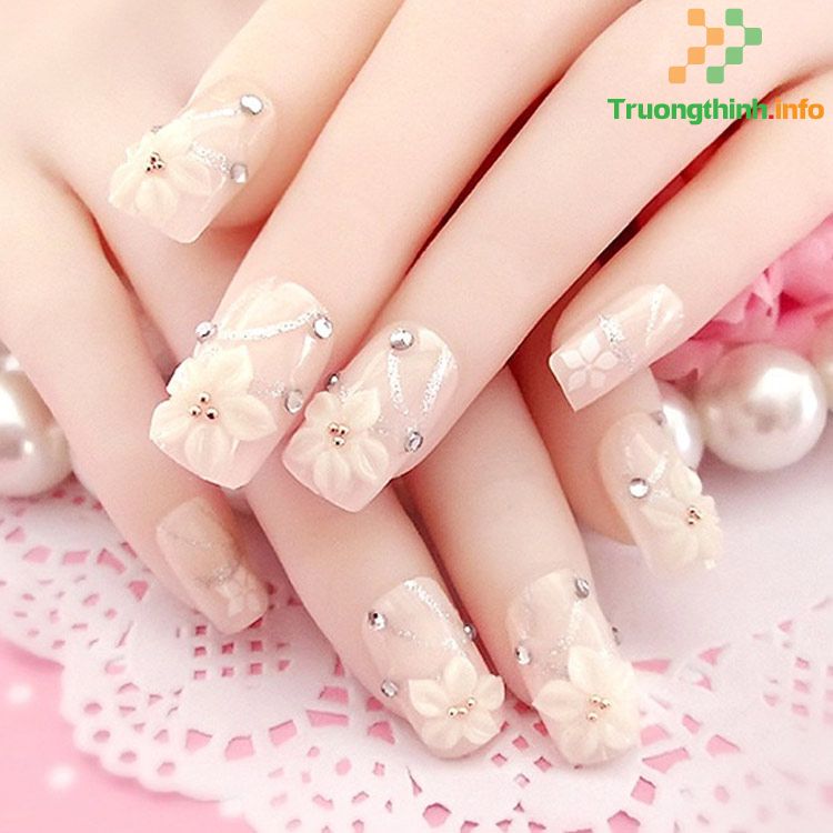                           Những mẫu móng tay đính đá đơn giản mà đẹp, nail đính đá sang trọng hot nhất