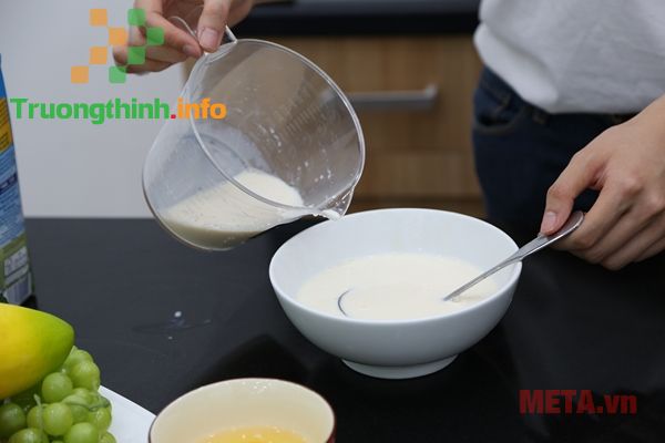                           Cách làm bánh flan từ lò vi sóng