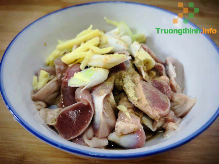 Mỗi con gà chỉ có 1 cái này, mua về chiên, rắc gia vị rồi ăn cả nhà khen ngon