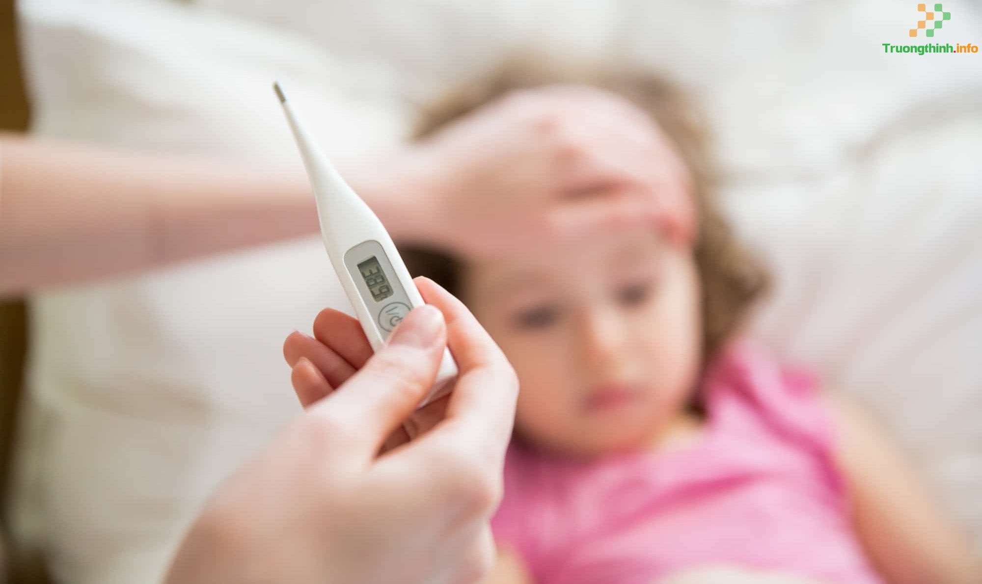                           Bao nhiêu độ là sốt ở người lớn, trẻ em? Sốt cao, sốt nhẹ là bao nhiêu độ?
