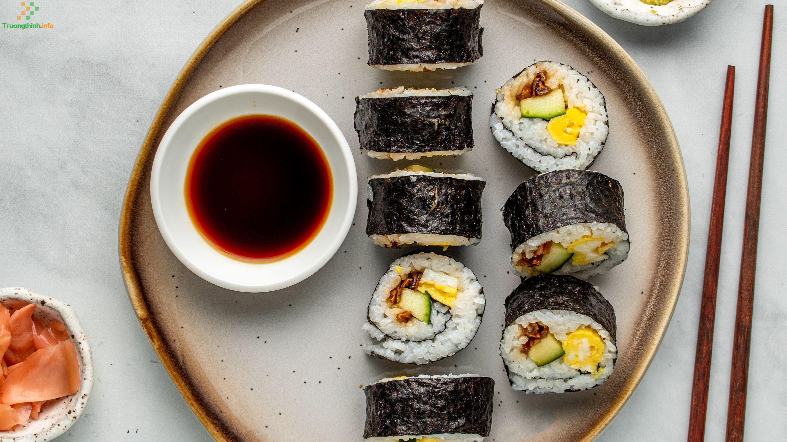                           Sushi là gì? Tên các loại sushi phổ biến