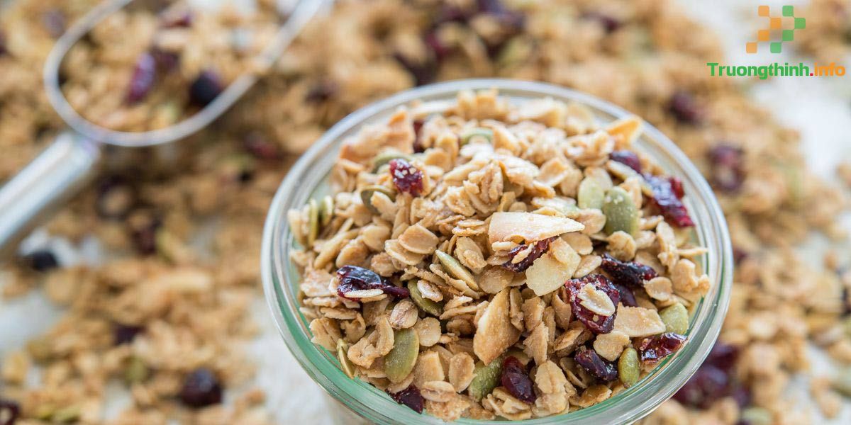                           Granola là gì? Có tác dụng gì? Cách làm ngũ cốc Granola ăn kiêng đơn giản siêu ngon