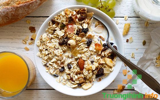                           Granola là gì? Có tác dụng gì? Cách làm ngũ cốc Granola ăn kiêng đơn giản siêu ngon