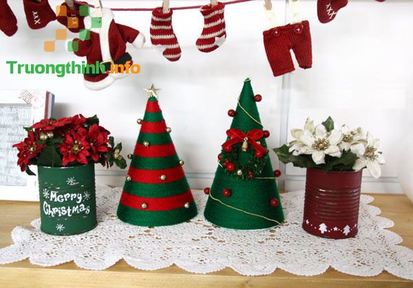                           Cách làm mũ ông già Noel bằng giấy cho bé đẹp, đơn giản