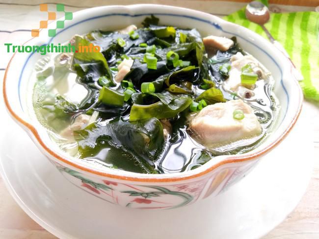                           Tổng hợp cách nấu canh rong biển khô cực ngon, không tanh