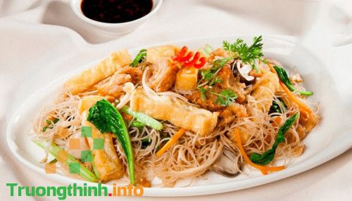                           3 Cách làm bún gạo xào chay ngon, thanh đạm, tốt cho sức khỏe