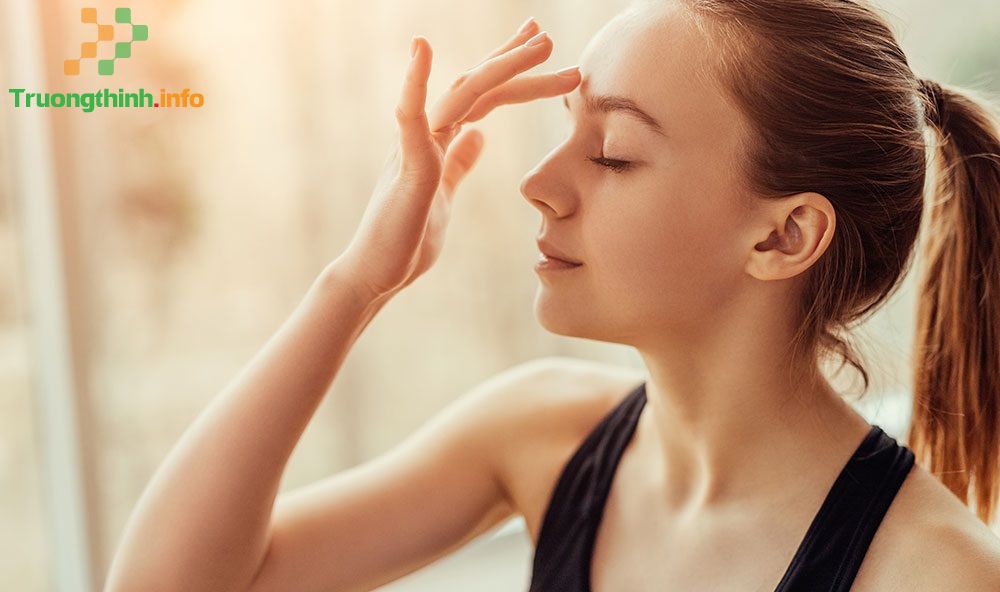                           10 cách dưỡng mi dài, dày và cong tự nhiên tại nhà