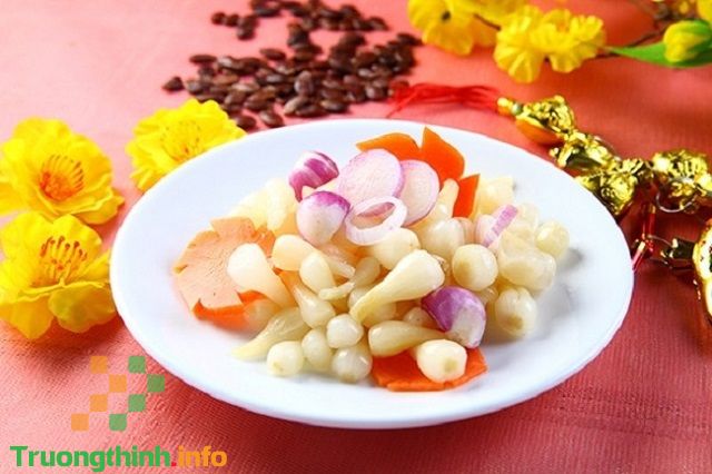                           Cách làm dưa món củ kiệu trắng giòn hấp dẫn