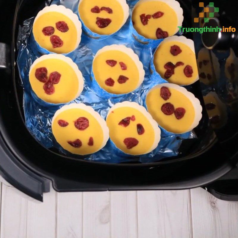                           3 Cách làm bánh muffin bằng nồi chiên không dầu mềm mịn, thơm ngon nhất