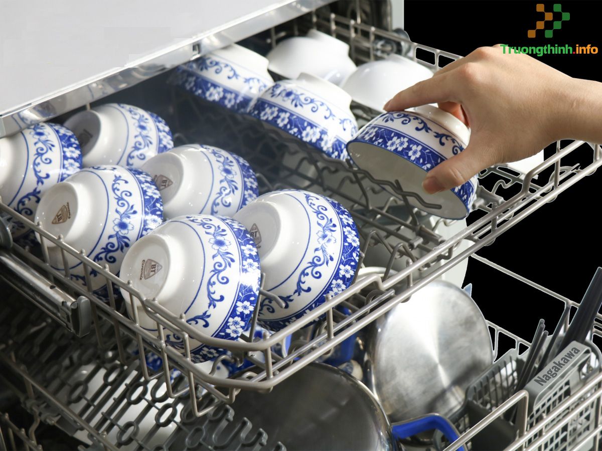                           Bí kíp dọn nhà đón Tết siêu nhanh, khỏe re với 10 thiết bị thông minh này