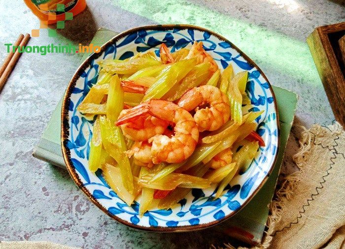 Tôm xào rau này chẳng khác gì thuốc bổ mùa đông, ăn 1 lợi 10