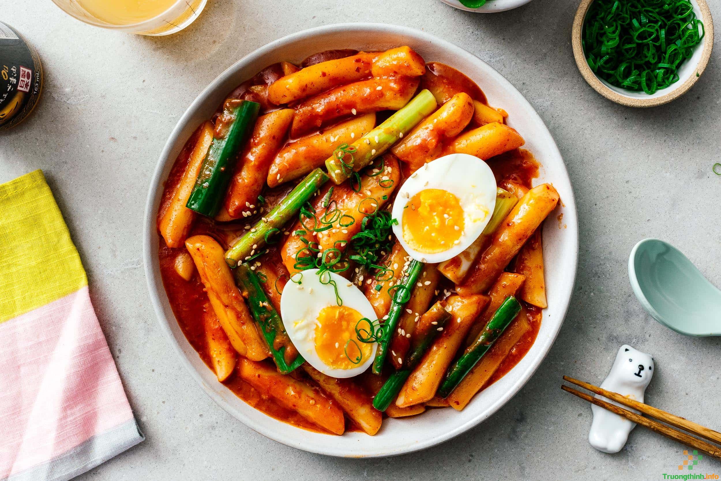                          6 Cách làm tokbokki phô mai ngon, chuẩn vị cực đơn giản