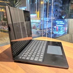 Vì sao màn hình surface go 3 dễ bị hỏng