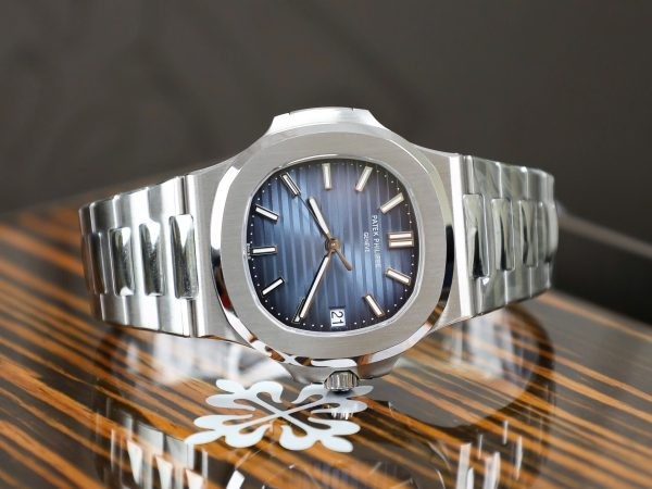 Đồng hồ Patek Philippe Nautilus chế tác: Vẻ đẹp vượt thời gian