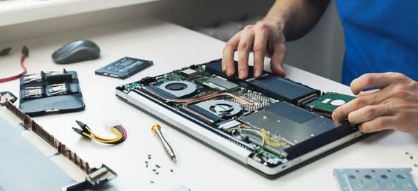 Vấn Đề Phần Cứng: Ổ Cứng, RAM, CPU Hỏng Hóc Dẫn Đến Laptop Nóng Và Tắt Ngột Ngọt