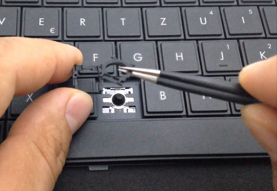 Sửa Bàn Phím Surface Liệt Phím - Loạn Phím