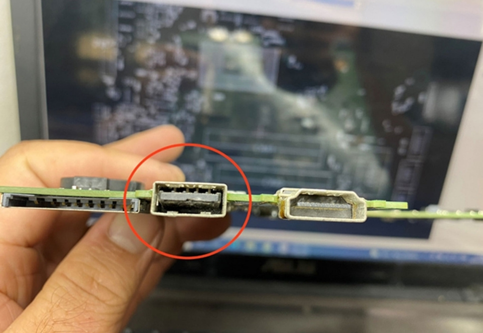 Sửa Surface Không Nhận USB - Thiết Bị Ngoài