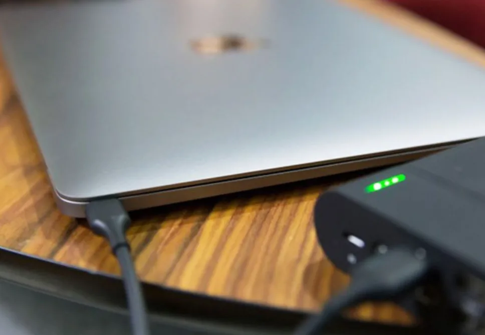 Địa Chỉ Sửa Laptop Không Sạc Pin Quận 12 Lấy Liền