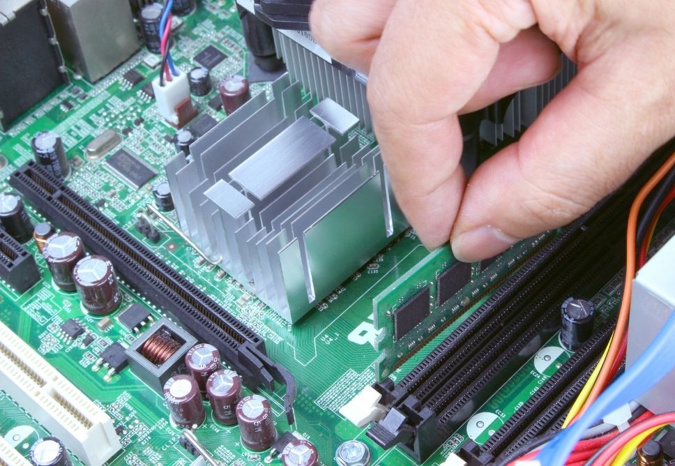 Địa Chỉ Sửa Máy Tính Bị Treo Quận 1 - Giá Rẻ, Gần Đây