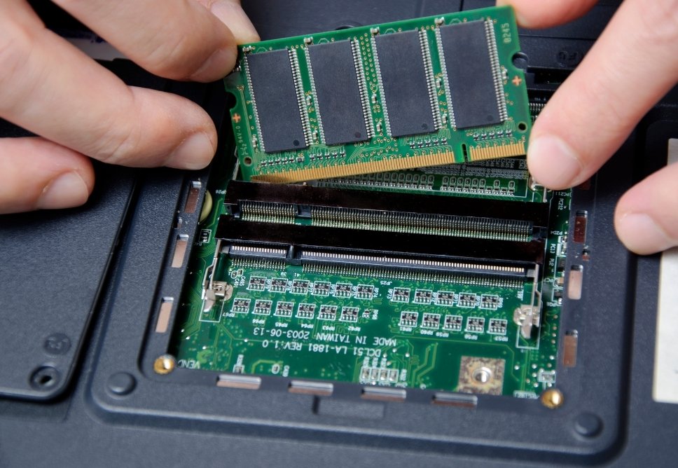 Địa Chỉ Sửa Máy Tính Chạy Chậm Quận 7 Giá Rẻ