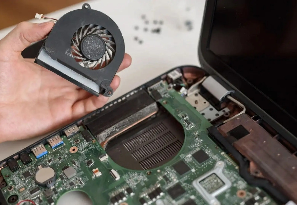 Địa Chỉ Sửa Máy Tính Kêu To Quận 1 Giá Rẻ