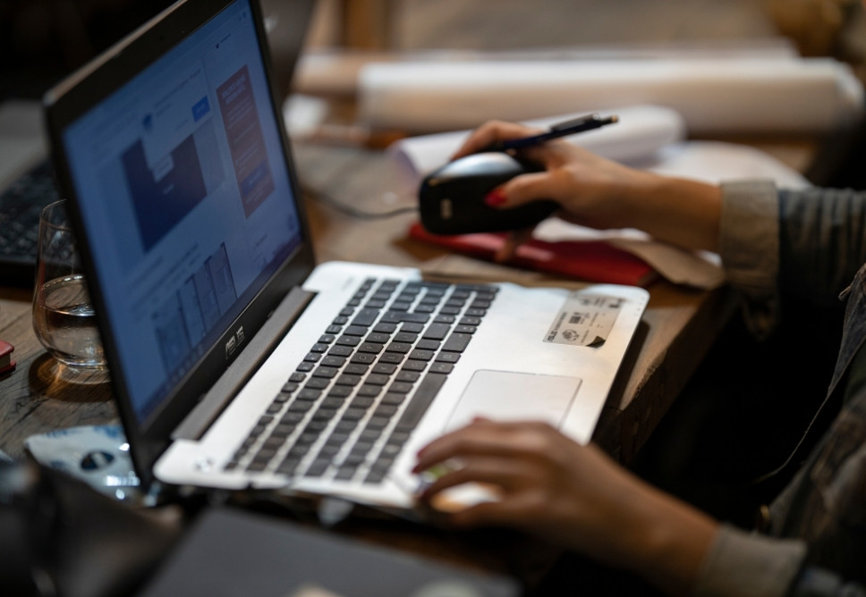 Địa Chỉ Sửa Máy Tính Kêu To Quận 3 Giá Rẻ