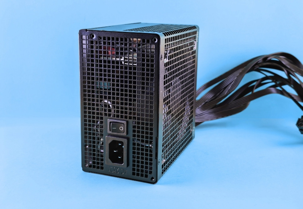 Địa Chỉ Sửa Nguồn Máy Tính Quận 1 Lấy Liền, Tận Nhà