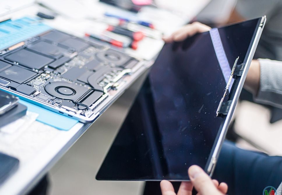 Địa Chỉ Sửa Màn Hình Máy Tính Quận 8 Lấy Liền