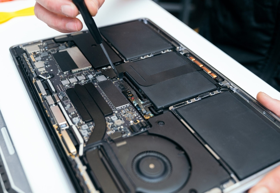 Địa Chỉ Thay Pin Laptop Uy Tín Lấy Ngay Tại Quận 10