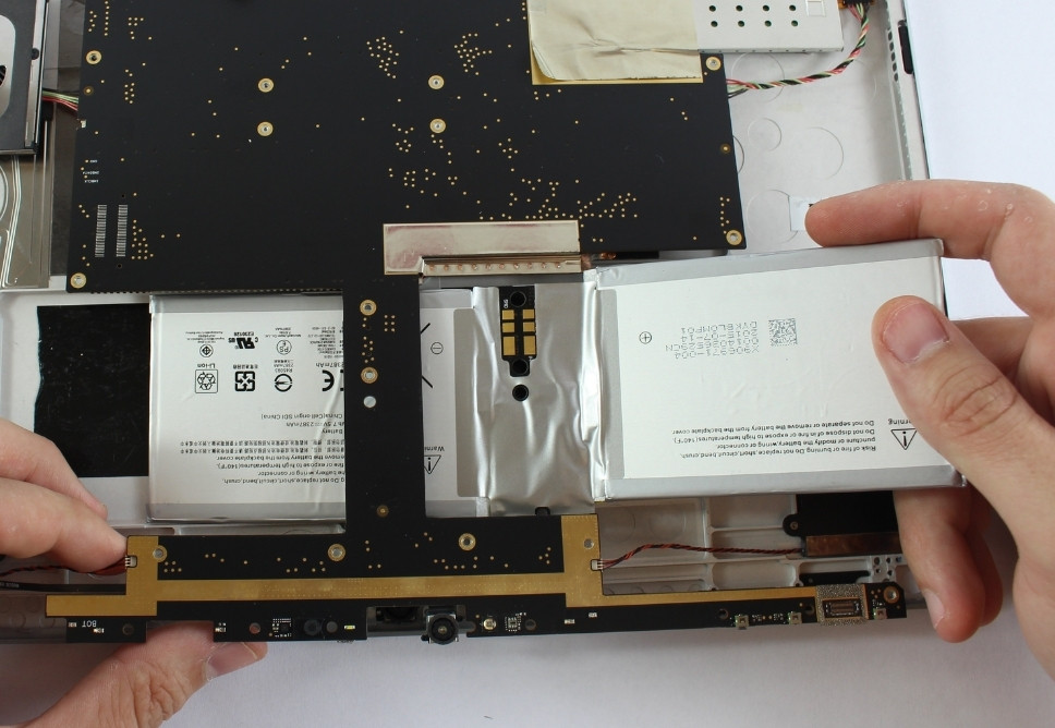 Địa Chỉ Thay Pin Surface Quận Phú Nhuận Uy Tín