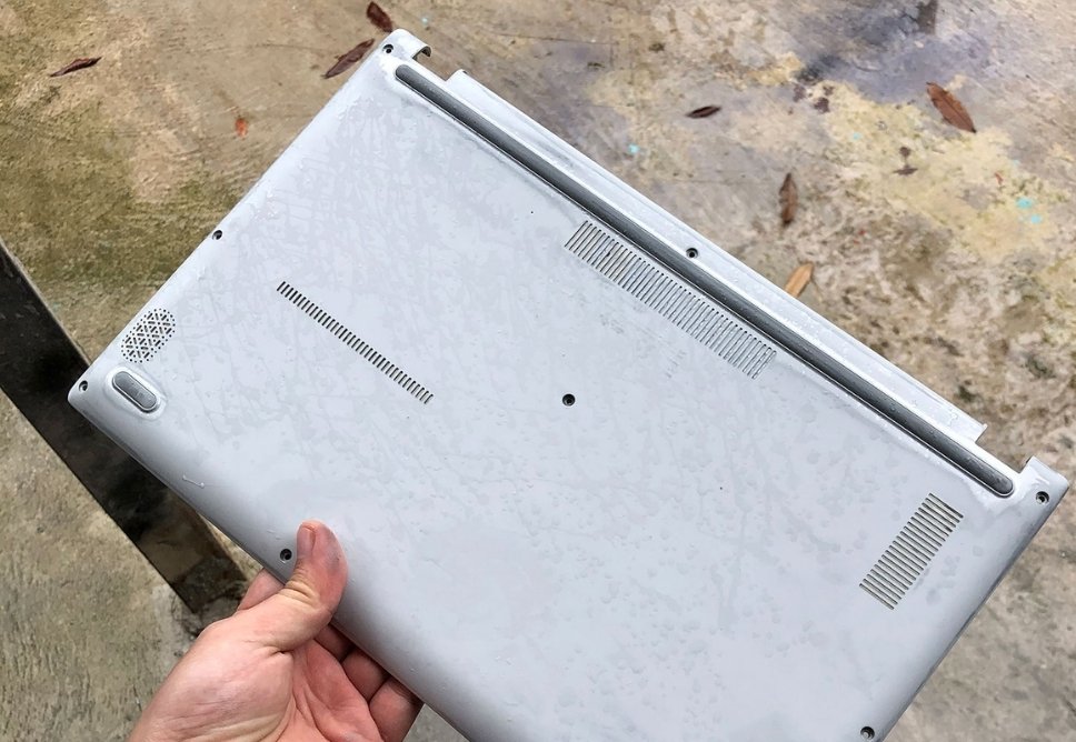 Địa Chỉ Thay Vỏ Surface Quận Phú Nhuận Lấy Liền