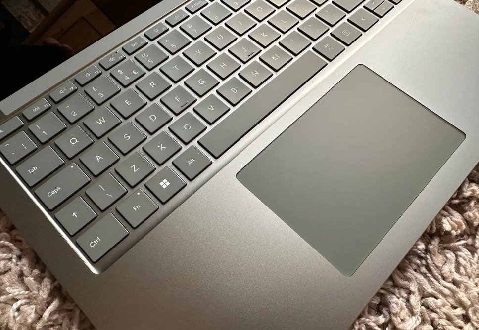 Địa Chỉ Thay Vỏ Surface Quận Tân Bình Lấy Ngay