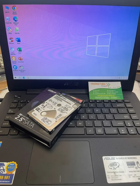 SSD Bị Chết: Nguyên Nhân, Dấu Hiệu và Cách Khôi Phục Dữ Liệu Chuyên Nghiệp