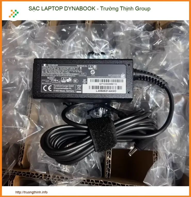 Thay Sạc Laptop Asus Zenbook Ux306, Ux306ua Zin Chính Hãng, Lấy Liền Tại Tphcm