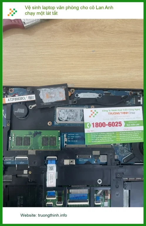 Dịch vụ vệ sinh laptop văn phòng Quận Phú Nhuận - Bác Minh thợ cơ khí máy nóng ran