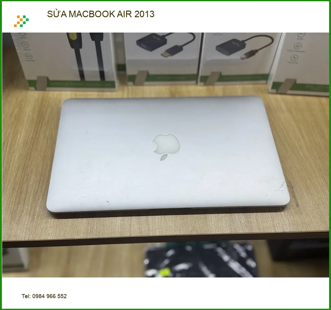 Anh Đức bị treo logo - Dịch vụ Sửa Macbook Air 2013 Quận Tân Bình uy tín